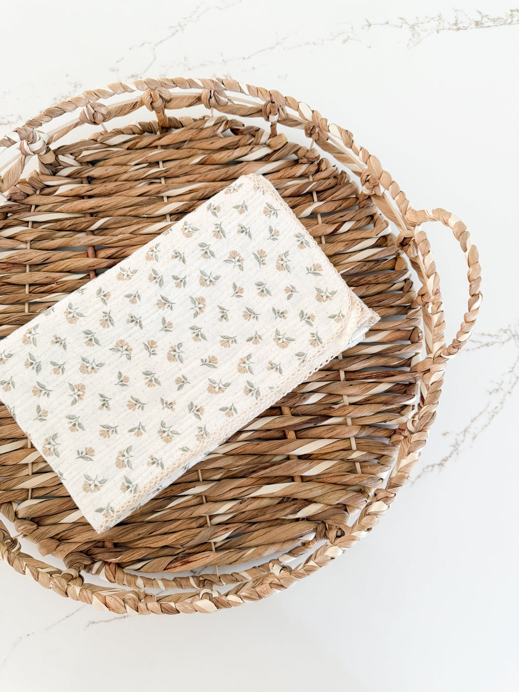 Muslin Floral Swaddle - Daisy Dreams